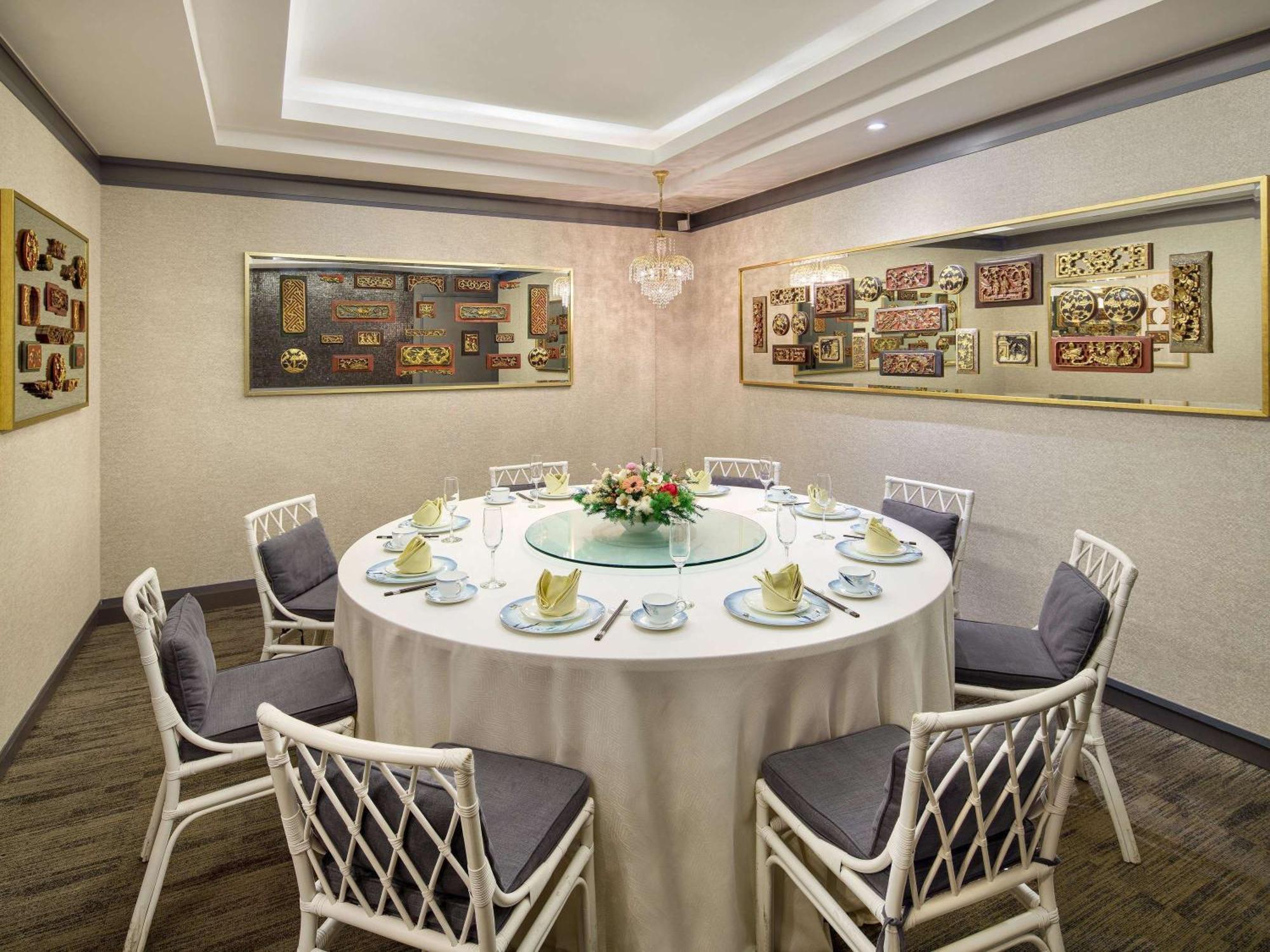 Grand Mercure Singapore Roxy Екстериор снимка